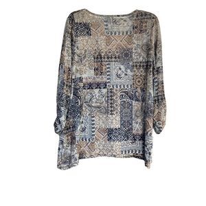 CEST 1946 Women’s Multicolored Studded Top Size Medium